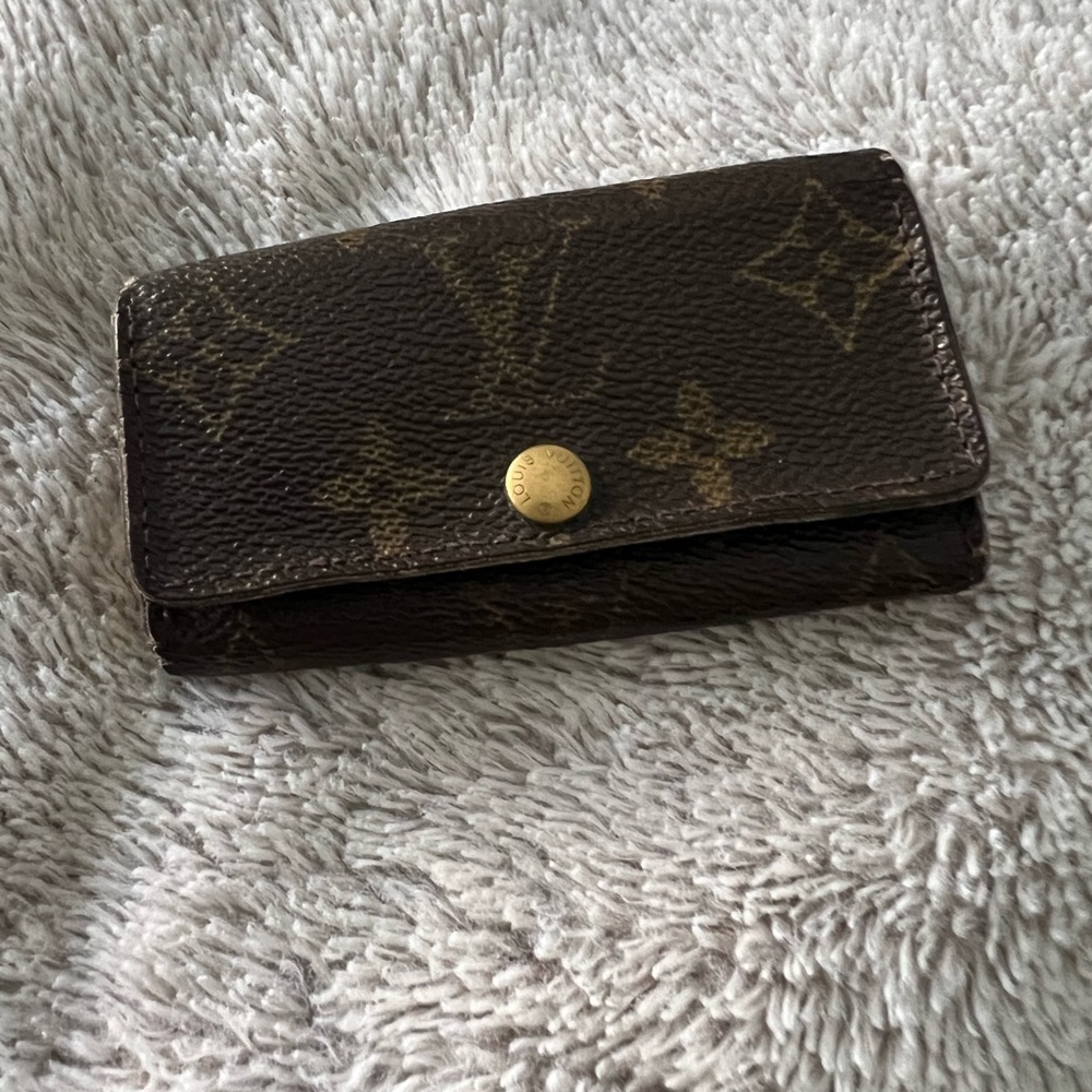 Louis Vuitton Monogram Vintage Keyholder